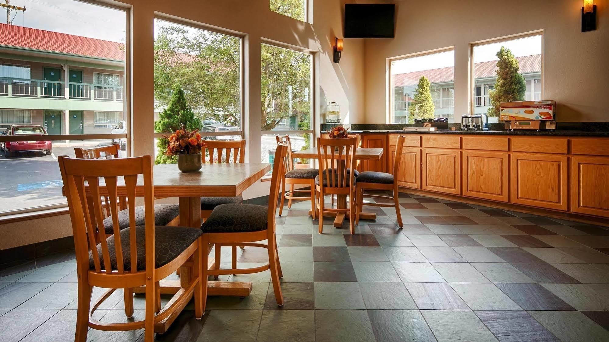 סאלם Best Western Pacific Highway Inn מראה חיצוני תמונה